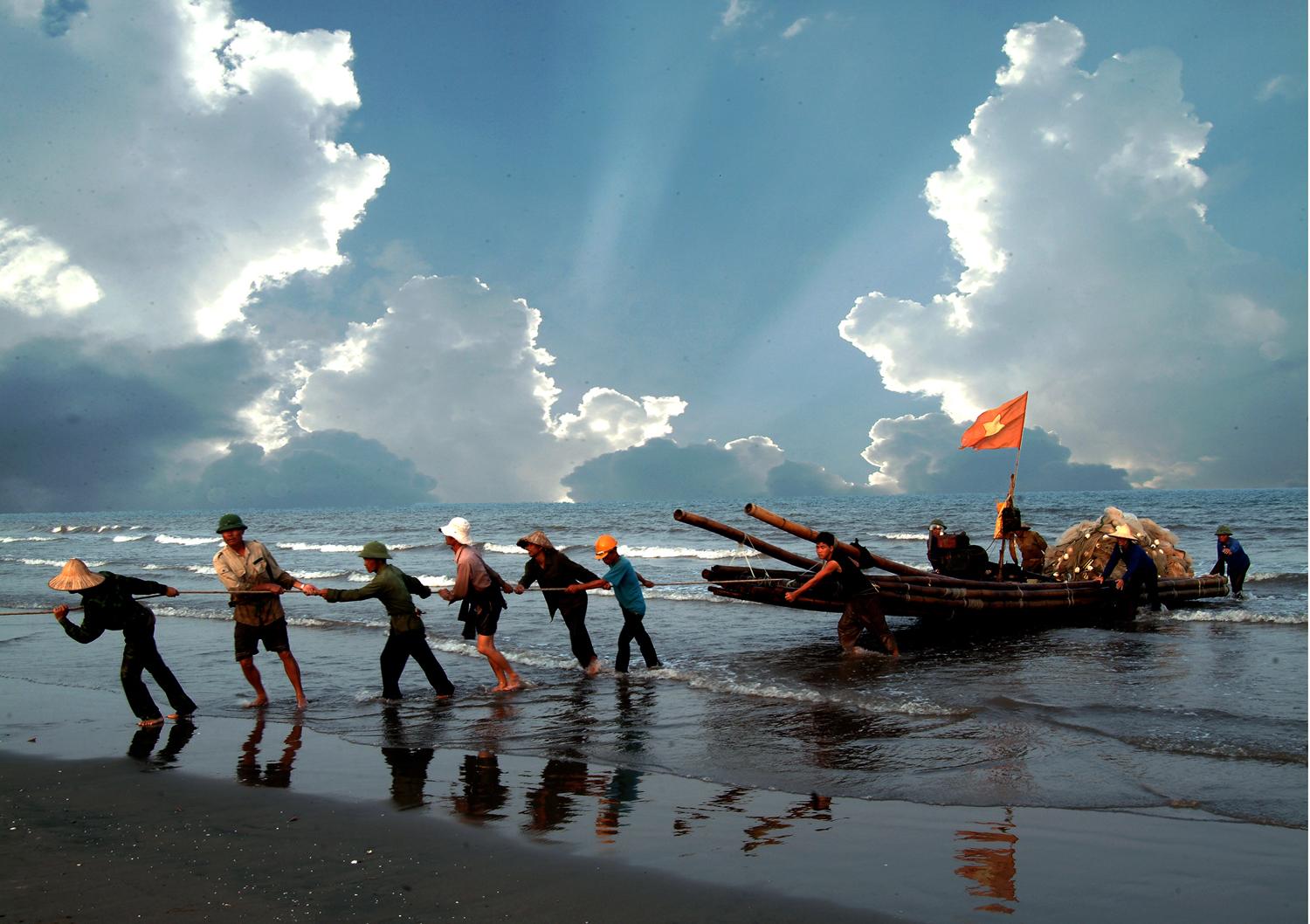       BIỂN TÌNH YÊU